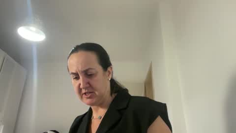 Dr. Resa online show from 1, 2, 2026