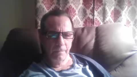 Snapshot of drthick1224 chatting on 22, 10, 2025 drthick1224 online show from 22, 10, 2025