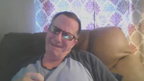 Snapshot of drthick1224 chatting on 24, 11, 2025 drthick1224 online show from 24, 11, 2025