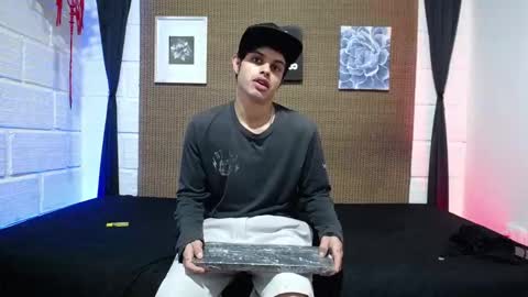 Drum-Core online show from 18, 12, 2025