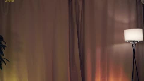 Snapshot of drutywerri chatting on 8, 3, 2025 Polly day and Amelia night online show from 8, 3, 2025