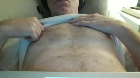 Snapshot of dsb55 chatting on 8, 10, 2025 dsb55 online show from 8, 10, 2025