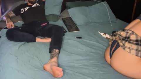 Snapshot of dubledeez chatting on 2, 11, 2025 Duble Deez online show from 2, 11, 2025