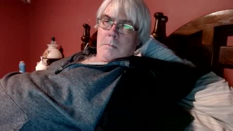 Snapshot of dug38 chatting on 1, 1, 2025 Doug online show from 1, 1, 2025