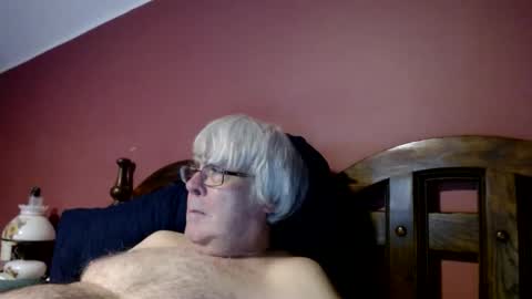 Snapshot of dug38 chatting on 4, 1, 2025 Doug online show from 4, 1, 2025