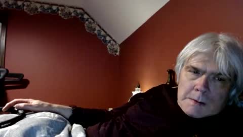 Snapshot of dug38 chatting on 17, 2, 2025 Doug online show from 17, 2, 2025