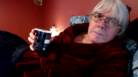 Snapshot of dug38 chatting on 17, 2, 2025 Doug online show from 17, 2, 2025