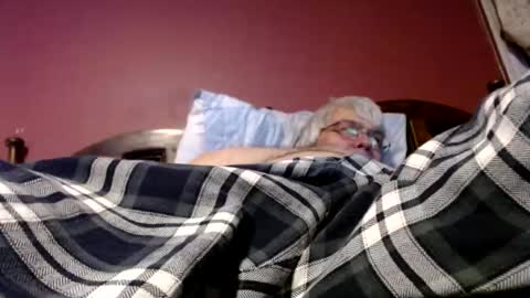 Snapshot of dug38 chatting on 23, 2, 2025 Doug online show from 23, 2, 2025