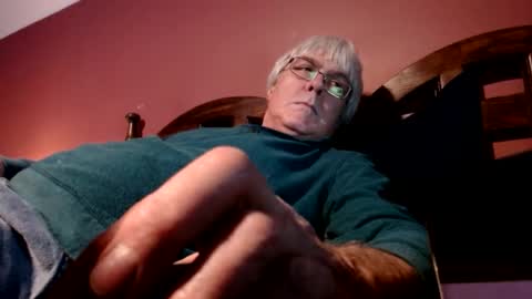 Snapshot of dug38 chatting on 26, 2, 2025 Doug online show from 26, 2, 2025