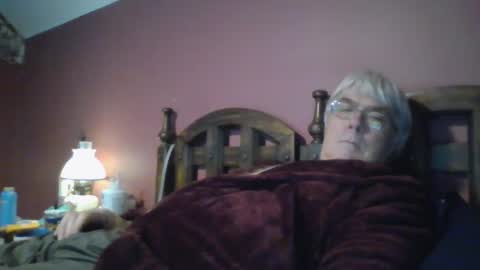 Snapshot of dug38 chatting on 30, 9, 2025 Doug online show from 30, 9, 2025