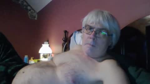Snapshot of dug38 chatting on 10, 11, 2025 Doug online show from 10, 11, 2025