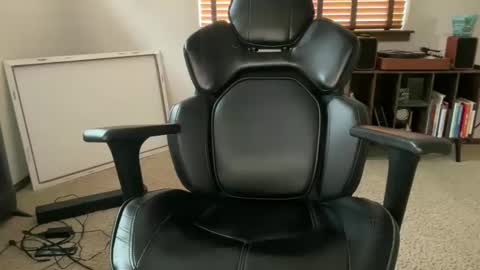 Snapshot of duke_london chatting on 5, 2, 2025 Duke online show from 5, 2, 2025