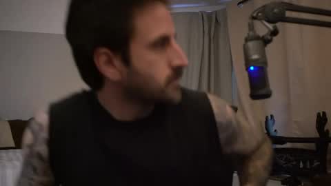 Snapshot of dukethedude chatting on 10, 5, 2026 Duke online show from 10, 5, 2026