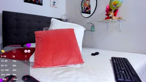 Snapshot of dulccemariaa chatting on 11, 2, 2025 Dulce Maria online show from 11, 2, 2025