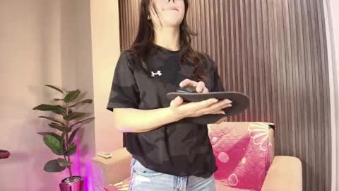 dulce__fiore07 online show from 12, 9, 2025