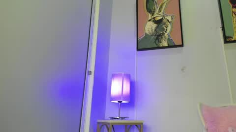 dulce__fiore07 online show from 13, 4, 2026