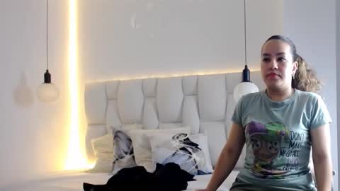 Snapshot of dulce__lovee chatting on 27, 9, 2025 dulce__lovee online show from 27, 9, 2025
