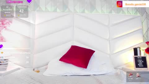 Snapshot of dulce_hiil_ chatting on 8, 1, 2025 Monday 5-2 am From Tuesday to Friday5-1 am Colombia time online show from 8, 1, 2025