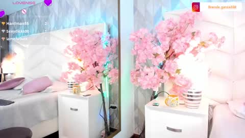 Snapshot of dulce_hiil_ chatting on 23, 2, 2025 Monday 5-2 am From Tuesday to Friday5-1 am Colombia time online show from 23, 2, 2025