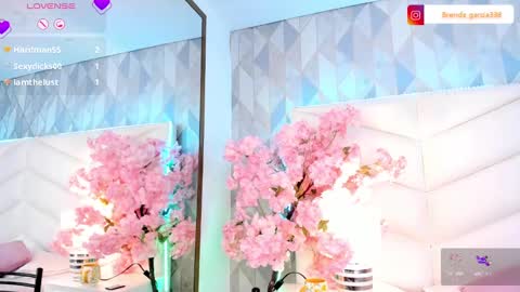 Snapshot of dulce_hiil_ chatting on 23, 2, 2025 Monday 5-2 am From Tuesday to Friday5-1 am Colombia time online show from 23, 2, 2025