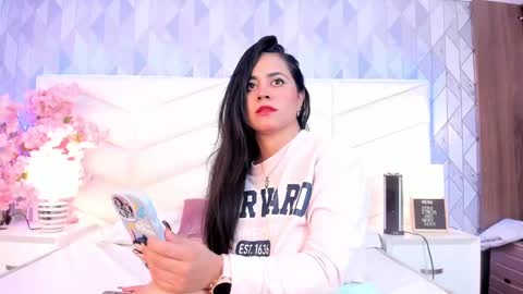 Snapshot of dulce_hiil_ chatting on 2, 3, 2025 Monday 5-2 am From Tuesday to Friday5-1 am Colombia time online show from 2, 3, 2025