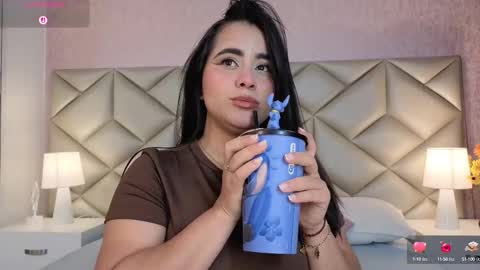 Snapshot of dulce_hiil_ chatting on 8, 9, 2025 Monday 5-2 am From Tuesday to Friday5-1 am Colombia time online show from 8, 9, 2025