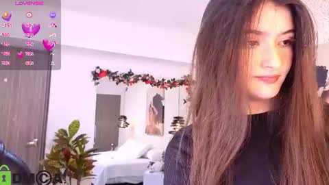Snapshot of dulce_isabel_ chatting on 17, 6, 2026 dulce_isabel_ online show from 17, 6, 2026