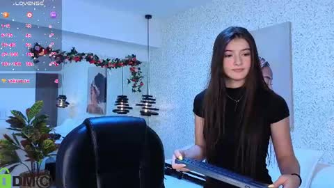 Snapshot of dulce_isabel_ chatting on 16, 7, 2026 dulce_isabel_ online show from 16, 7, 2026