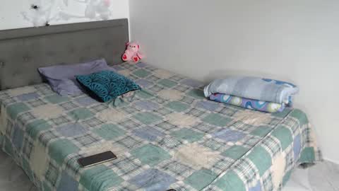 Dulce Noir online show from 1, 11, 2025