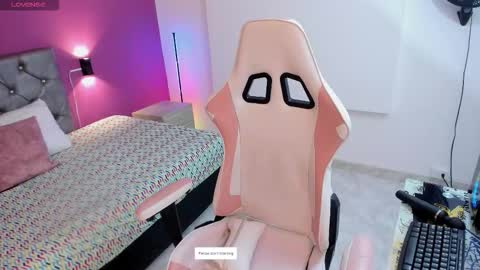 dulcee_gaby online show from 22, 11, 2025