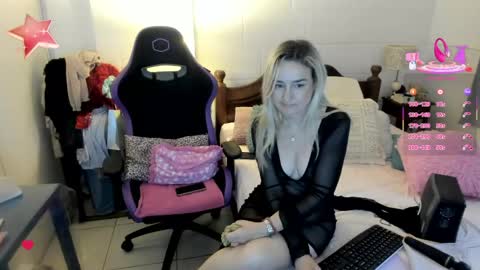 Sweetnina online show from 14, 4, 2026