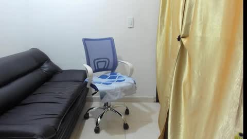 Snapshot of dulcemilf_ chatting on 19, 1, 2025 Dulce online show from 19, 1, 2025