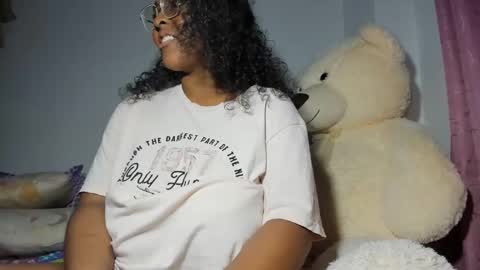 Snapshot of dulcemilk2 chatting on 20, 12, 2024 MIA SHAIK online show from 20, 12, 2024