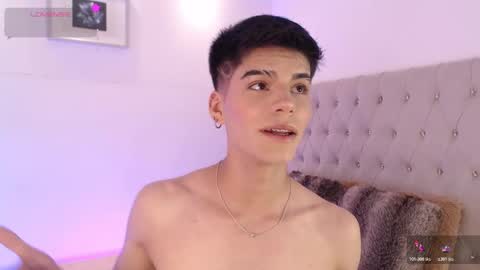 Snapshot of dulcey_ chatting on 8, 11, 2025 Dulcey online show from 8, 11, 2025