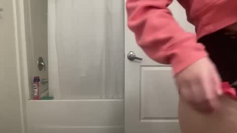 dumbblondexoxo online show from 18, 1, 2025