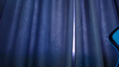 Snapshot of dumont_model chatting on 1, 3, 2025 Nicole online show from 1, 3, 2025