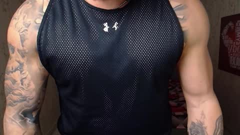 Snapshot of duncanstones chatting on 18, 12, 2024 DuncanStone online show from 18, 12, 2024