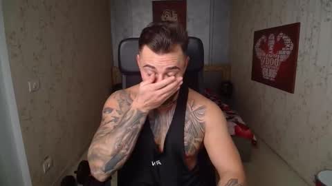 Snapshot of duncanstones chatting on 25, 12, 2024 DuncanStone online show from 25, 12, 2024