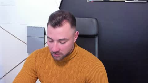 Snapshot of duncanstones chatting on 21, 2, 2025 DuncanStone online show from 21, 2, 2025