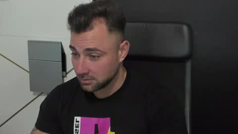 Snapshot of duncanstones chatting on 7, 3, 2025 DuncanStone online show from 7, 3, 2025