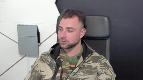 Snapshot of duncanstones chatting on 8, 3, 2025 DuncanStone online show from 8, 3, 2025