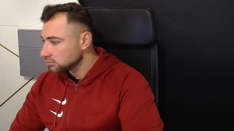 Snapshot of duncanstones chatting on 29, 10, 2025 DuncanStone online show from 29, 10, 2025