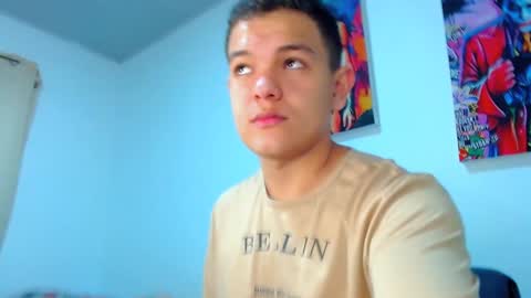 Snapshot of dunkan_kravitz chatting on 22, 12, 2024 Dunkan Kravitz online show from 22, 12, 2024