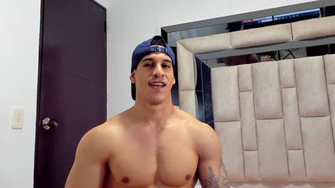 Snapshot of duran_dhikol1 chatting on 19, 12, 2024 duran_dhikol1 online show from 19, 12, 2024