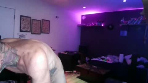 Snapshot of durfmanx chatting on 8, 10, 2025 durfmanX online show from 8, 10, 2025