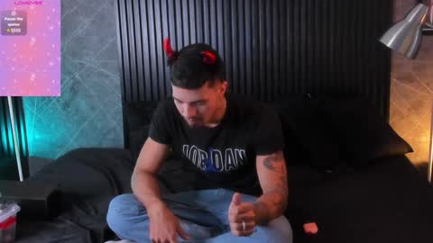 Snapshot of duriel_ chatting on 6, 1, 2025 Duriel online show from 6, 1, 2025