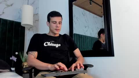 Dustin Sonne online show from 18, 2, 2025