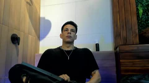 Dustin Sonne online show from 7, 7, 2026