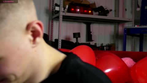 Dustyn online show from 12, 2, 2025