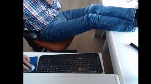 Snapshot of dutchpornking2 chatting on 28, 2, 2025 dutchpornking2 online show from 28, 2, 2025